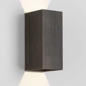 ASTRO KINZO 210 LED BRONZE