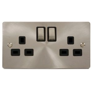 CLICK DEFINE BRUSHED STAINLESS FLAT PLATE INGOT 2-GANG 13A DP SWITCH SOCKET