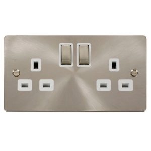 CLICK DEFINE BRUSHED STAINLESS FLAT PLATE INGOT 2-GANG 13A DP SWITCH SOCKET
