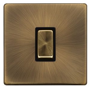 CLICK DEFINITY COMPLETE 10AX INGOT 1 GANG 2 WAY SWITCH - ANTIQUE BRASS COVER PLATE - BLACK INSERT