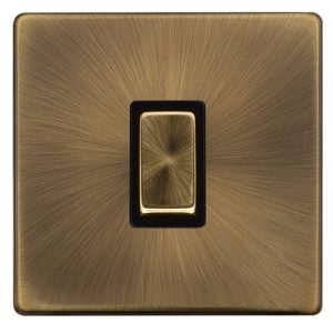 CLICK DEFINITY COMPLETE 10AX INGOT 1 GANG INTERMEDIATE SWITCH - ANTIQUE BRASS COVER PLATE - BLACK INSERT