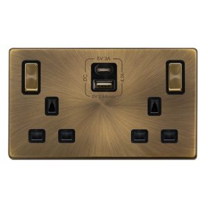 CLICK DEFINITY COMPLETE 13A INGOT 2 GANG SWITCHED SAFETY SHUTTER SOCKET WITH TYPE A & C USB - ANTIQUE BRASS COVER PLATE - BLACK INSERT