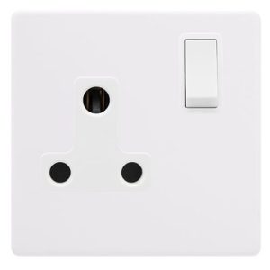 CLICK DEFINITY COMPLETE 15A ROUND PIN SWITCHED SOCKET - POLAR WHITE COVER PLATE - POLAR WHITE INSERT