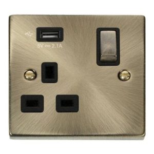 CLICK DECO VICTORIAN ANTIQUE BRASS 1G SOCKET USB 2.1A DECO