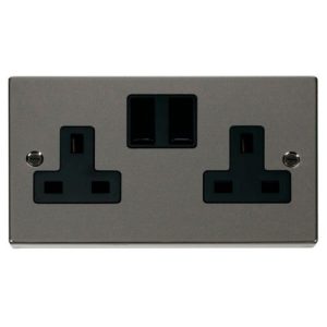 CLICK DECO VICTORIAN BLACK NICKEL 2G 13A DP SWITCHED SOCKET BLACK