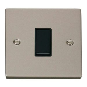 CLICK DECO VICTORIAN PEARL NICKEL 10A 1-GANG 2 WAY SWITCH