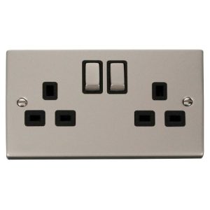 CLICK DECO VICTORIAN PEARL NICKEL 13A 2G INGOT SW SOCKET OUTLET