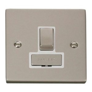 CLICK PEARL NICKLE SWITCHED FUSED SPUR (P/N SWI + WHI INS)