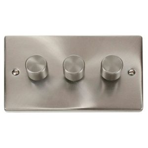 CLICK DECO VICTORIAN SATIN CHROME VP SATIN CHROME 3-GANG 2WAY 400W DIM. SW