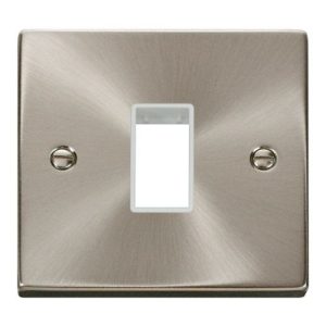 CLICK MINIGRID 1-GANG PLATES SINGLE SWITCH PLATE1-GANG APERTURE