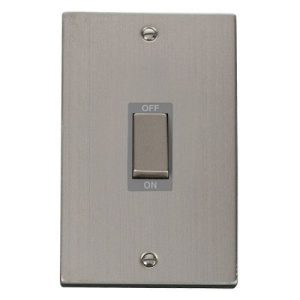 CLICK DECO VICTORIAN STAINLESS STEEL VPSS ING 2G 50A DP SWITCH GREY