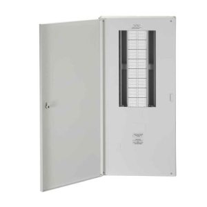 CRABTREE 16-WAY T/POLE LOADSTAR DISTRIBUTION BOARD