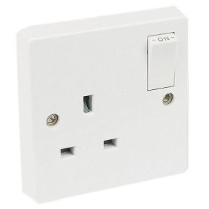 CRABTREE 1G 13A SWITCHED SOCKET