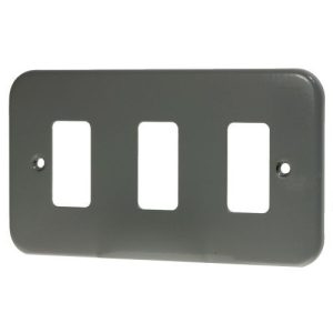 CRABTREE 3-GANG METAL FRONT PLATE