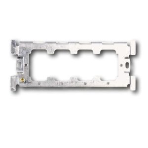 CRABTREE 4-MODULE YOKE