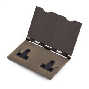 HERITAGE ANTIQUE BRASS 2G 13A UNSWITCHED FLOOR SKT.