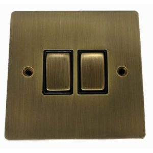 HERITAGE ANT BRASS 3G 2 WAY SWITCH