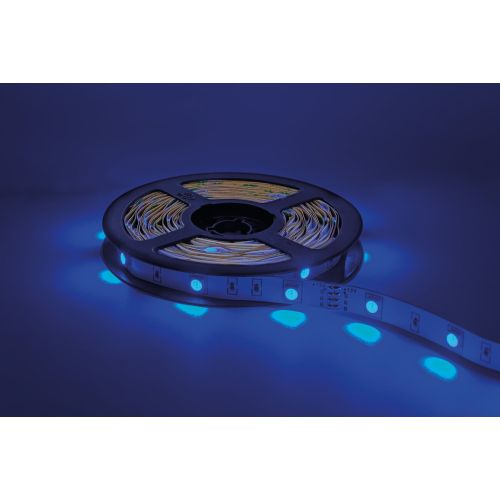 INTEGRAL RGB PLUG AND PLAY LED STRIP KITS IP20 10M 4.5W/M 30LED/M 10MM WIDTH 120 BEAM BOX PACK WITH IR CONTROLLER UK PLUG