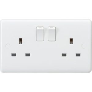KNIGHTSBRIDGE CURVE 13A 2G SWITCHED SOCKET