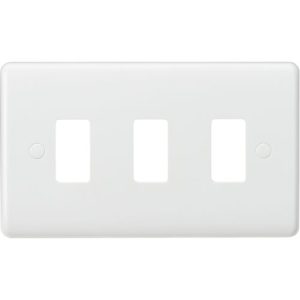 KNIGHTSBRIDGE CURVE 3 GANG FACE PLATE