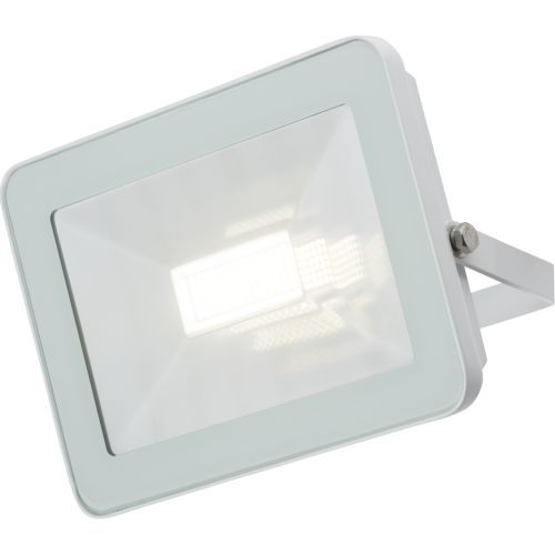 KNIGHTSBRIDGE 230V IP65 30W LED WHITE FLOODLIGHT 4000K