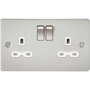 KNIGHTSBRIDGE FLAT PLATE 13A 2G DP SWITCHED SOCKET - BRUSHED CHROME WITH WHITE INSERT