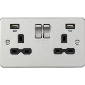 KNIGHTSBRIDGE 13A 2G SWITCHED SOCKET, DUAL USB CHARGER (2.4A) WITH INDICATORS - BRUSHED CHROME WITH BLACK INSERT