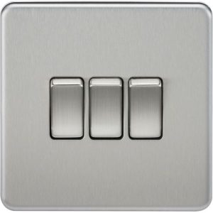 KNIGHTSBRIDGE SCREWLESS 10AX 3G 2-WAY SWITCH - BRUSHED CHROME