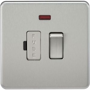 KNIGHTSBRIDGE SCREWLESS 13A SWITCHED FUSED SPUR UNIT WITH NEON - BRUSHED CHROME