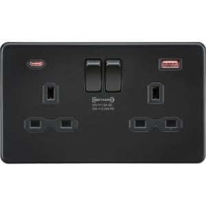 KNIGHTSBRIDGE 13A 2G DP SWITCHED SOCKET WITH DUAL USB CHARGER A + C (FASTCHARGE) - MATT BLACK