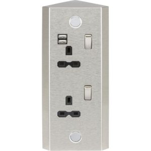 KNIGHTSBRIDGE 13A 2G VERTICAL SWITCHED SOCKET WITH DUAL USB CHARGER (2.4A) - STAINLESS STEEL WITH BLACK INSERT