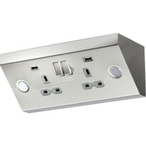 KNIGHTSBRIDGE 13A 2G MOUNTING SWITCHED SOCKET WITH DUAL USB CHARGER (2.4A) - STAINLESS STEEL WITH GREY INSERT