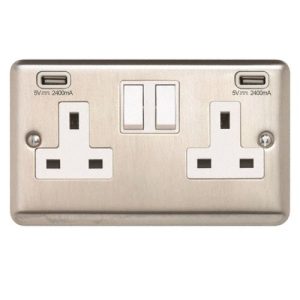 CONTACTUM BRUSHED CHROME 2G USB(2 X 4800MA) SWITCHED SOCKET(WHT INS)