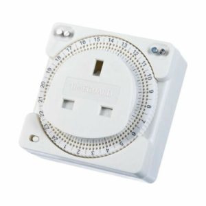 TIMEGUARD 24-HR PLUG-IN TIMER (WITH PINS)