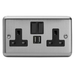 VARILIGHT 2G 13A USB SOCKET B/CHROME