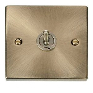 CLICK DECO VICTORIAN ANTIQUE BRASS VP ANT/BR 10AX 1-GANG 2 WAY TOGGLE SW