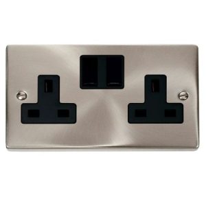 CLICK DECO VICTORIAN SATIN CHROME 2-GANG 13A DP SWITCHED SOCKET (BLACK INSERT)