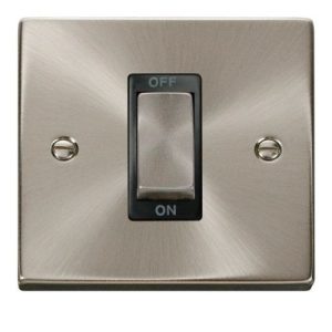 CLICK DECO VICTORIAN SATIN CHROME INGOT 1G 45A DP SWITCH BLACK