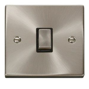 CLICK DECO VICTORIAN SATIN CHROME INGOT 20A 1G DP SWITCH WITHOUT FLEX OUTLET