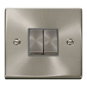 CLICK DECO VICTORIAN SATIN CHROME INGOT 10A 2-GANG 2 WAY SWITCH (GREY INSERT)