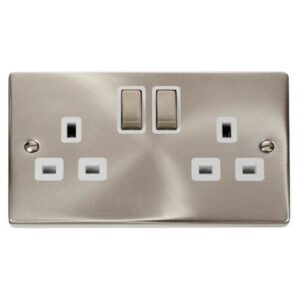 CLICK DECO VICTORIAN SATIN CHROME 13A 2G INGOT SWITCHED SOCKET OUTLET (WHITE INSERT)