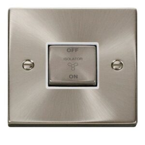 CLICK DECO VICTORIAN SATIN CHROME 10A 1-GANG 3 POLE INGOT (WHT INS)
