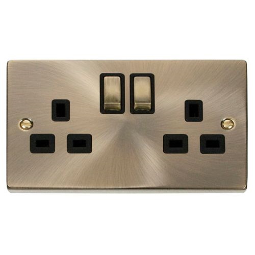 CLICK DECO VICTORIAN ANTIQUE BRASS 13A 2G INGOT SW SOCKET OUTLET
