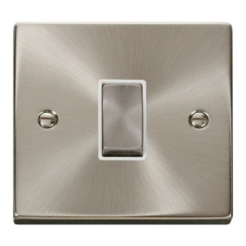 CLICK DECO VICTORIAN SATIN CHROME INGOT 10AX 1G INTERMEDIATE SWITCH (WHITE INSERT)
