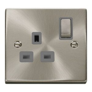 CLICK DECO VICTORIAN SATIN CHROME INGOT 1-GANG 13A DP SWITCH SOCKET (GREY INSERT)
