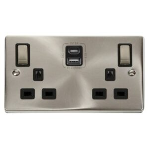 CLICK DECO VICTORIAN SATIN CHROME 2G 13A SW SOCKET 4.2A A&C USB INGOT VP BLACK