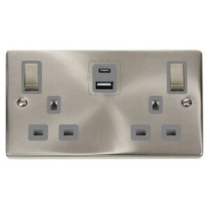 CLICK DECO VICTORIAN SATIN CHROME VP ING 2G 13A A&C USB SOCKET GREY