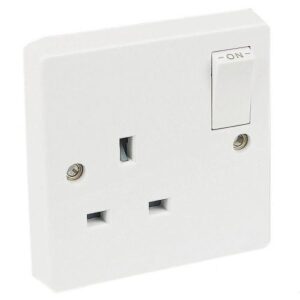 CRABTREE 1G 13A SWITCHED SOCKET