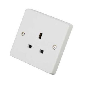 CRABTREE 1G UNSWITCHED SOCKET