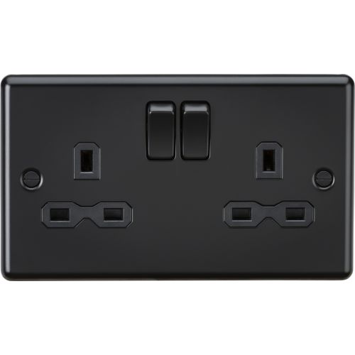 KNIGHTSBRIDGE MATT BLACK ROUNDED EDGE 2G SWITCHED SOCKET